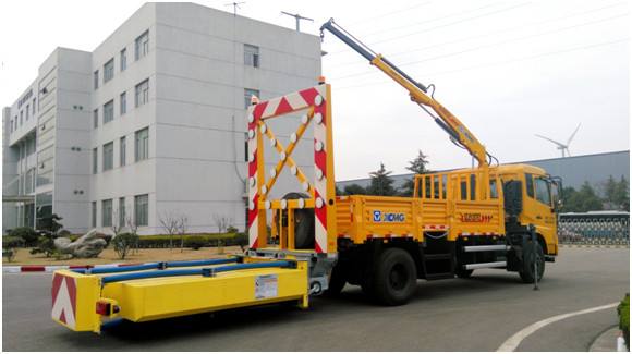 防撞緩沖車 防撞緩沖車